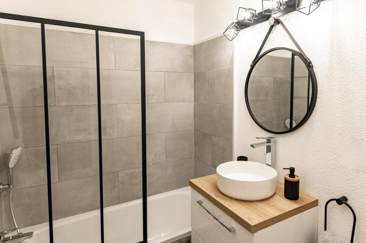Magnifique Appartement To Be Discovered มงโตบ็อง ภายนอก รูปภาพ